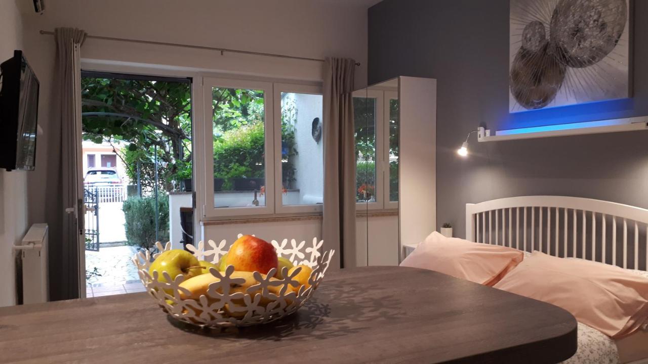 רוביני Guesthouse Mila מראה חיצוני תמונה
