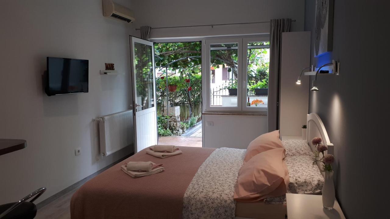 רוביני Guesthouse Mila מראה חיצוני תמונה