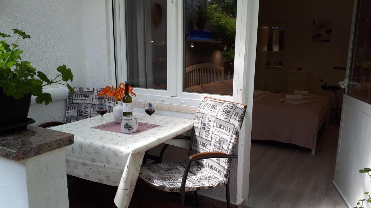 רוביני Guesthouse Mila מראה חיצוני תמונה