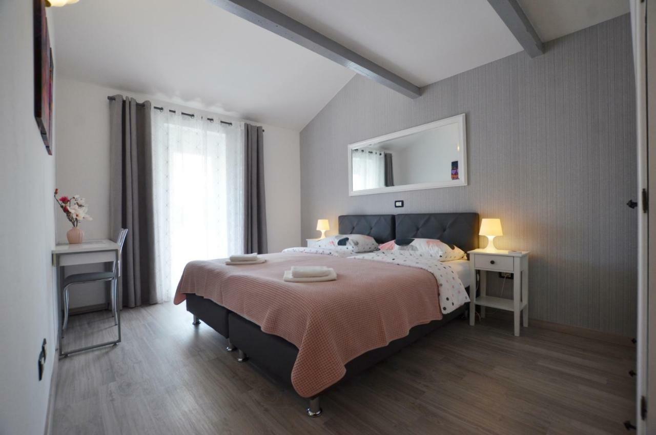 רוביני Guesthouse Mila מראה חיצוני תמונה