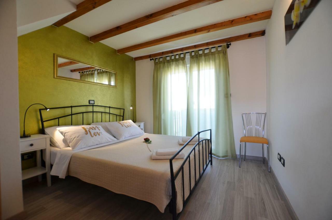 רוביני Guesthouse Mila מראה חיצוני תמונה